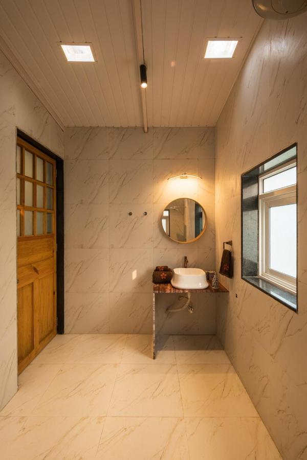 Saffronstays Turquoise Maison, Karjat Zewnętrze zdjęcie